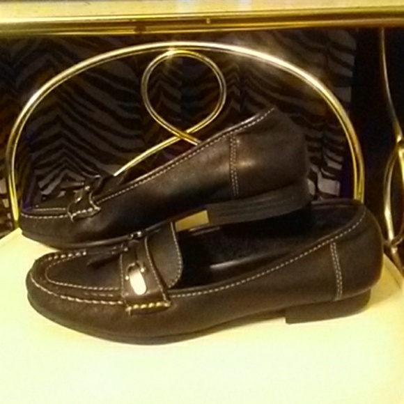 naturalizer womens flats